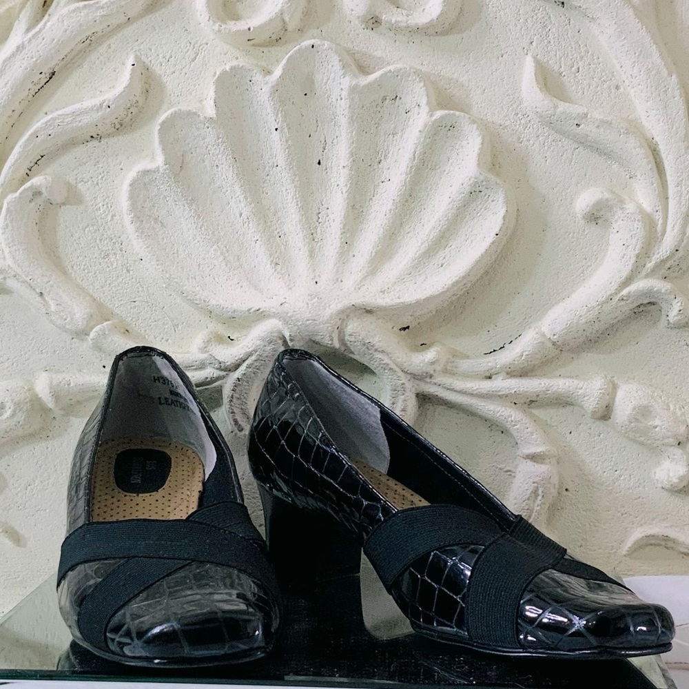 Ros Hommerson Croc Embossed Heels - Picture 9 of 12